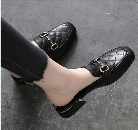 Fashionable Mule Sandals with Chunky Heel (One Pair)