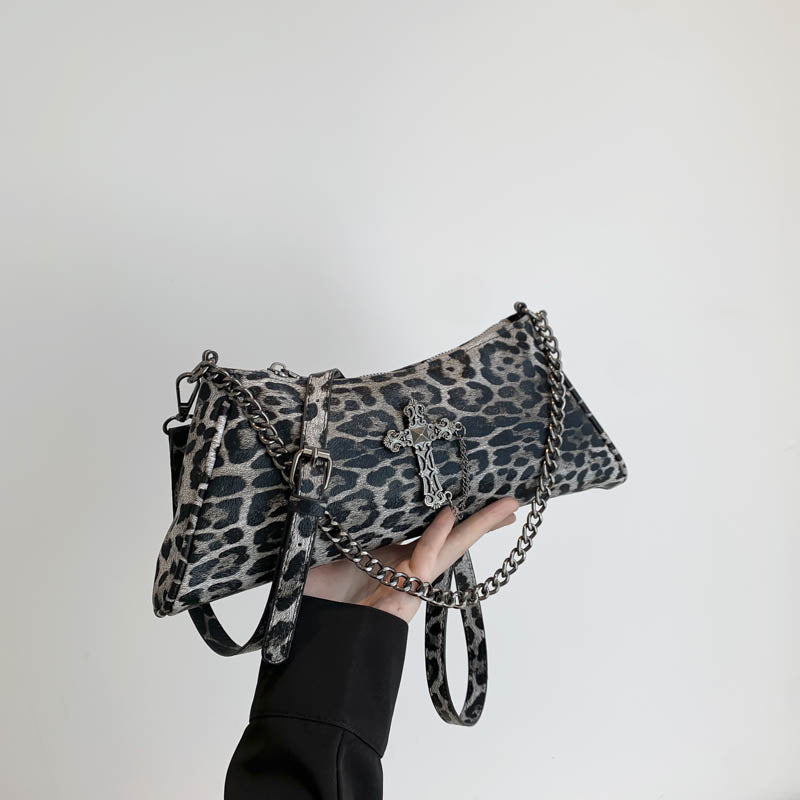 Casual Textured Chain Bag (Single Item)