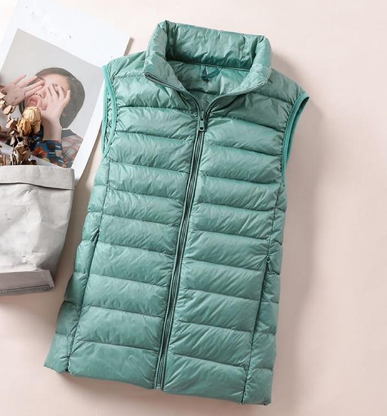 Stylish Women's Puffer Vest - Lightweight & Chic (One Piece)